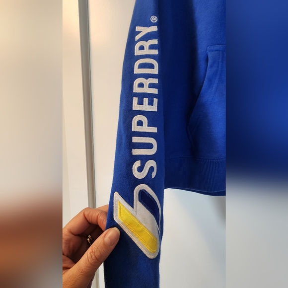 Super Dry Hoodie - Picture 3 of 5